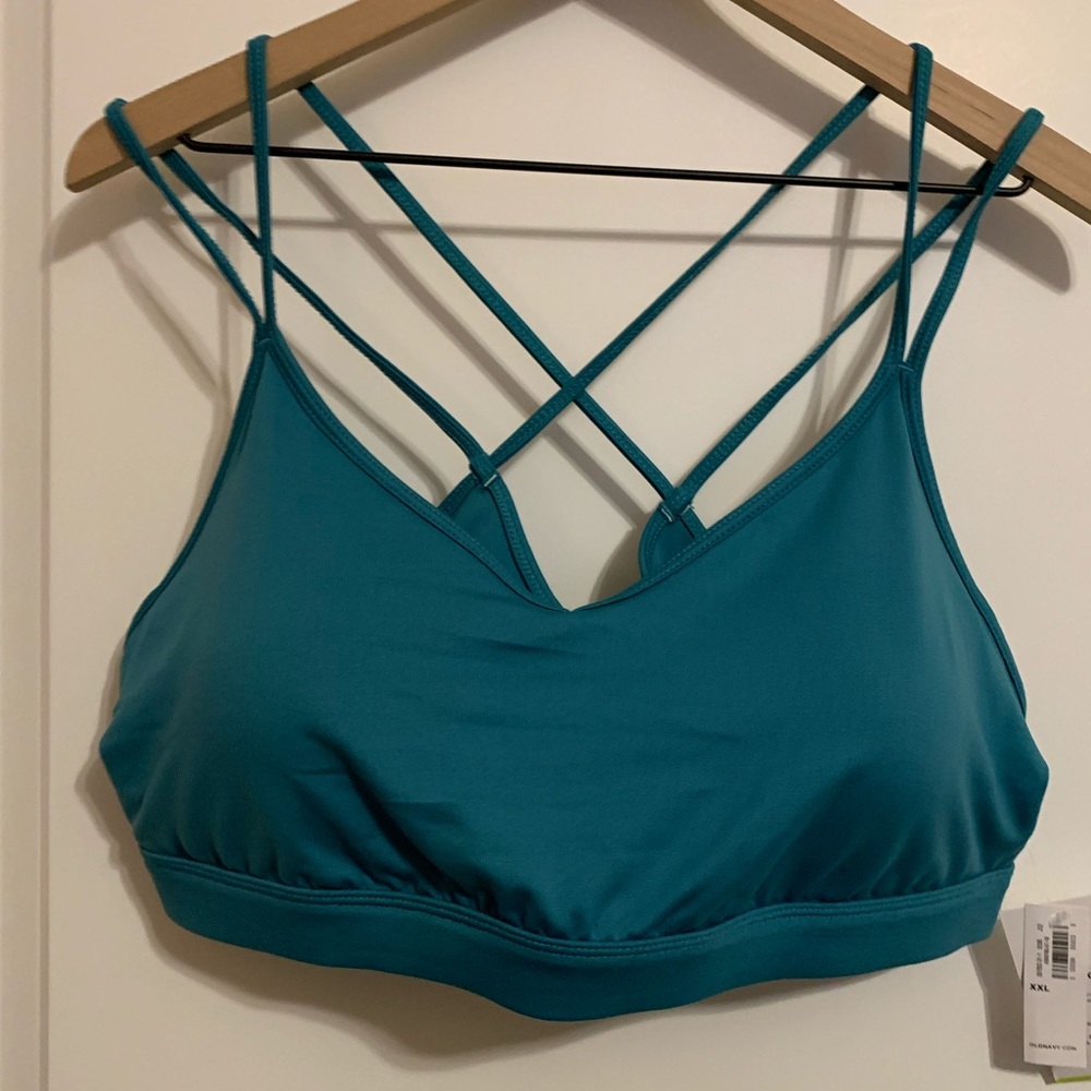 NWT sports bra